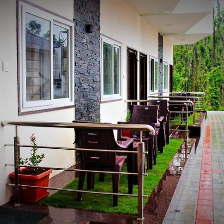 Kurinji Inn Attigundi Exterior photo